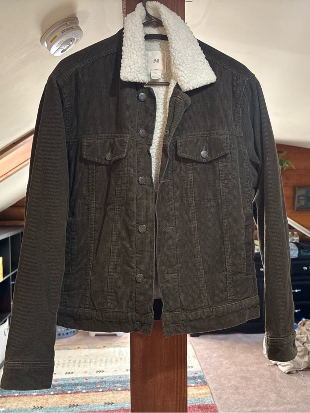 Women’s Corduroy Sherpa-Lined Jacket in Dark Olive